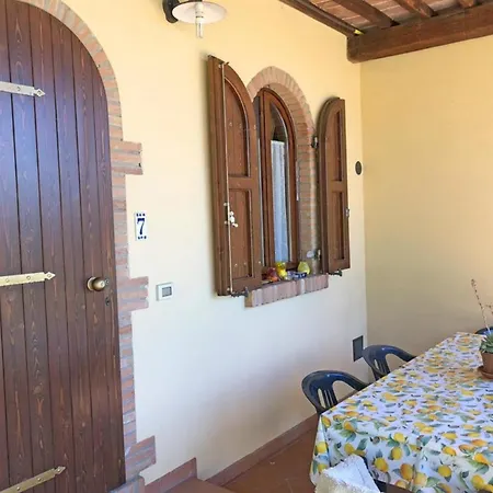 Farma San Maurizio Montecatini Val di Cecina